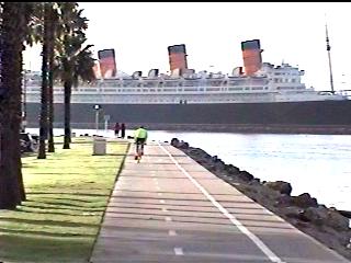 LongBeachClassic/toqueenmary.jpg